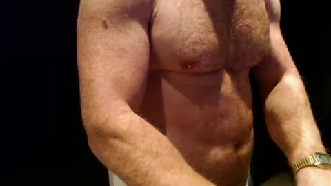 Snapshot of muscleundies chatting on 12/27/24, 06:24 muscleundies online show from 12/27/24, 06:24