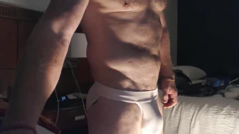Snapshot of muscleundies chatting on 12/15/25, 03:16 muscleundies online show from 12/15/25, 03:16