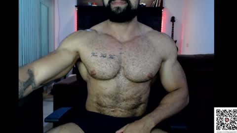 Snapshot of muscleweed420 chatting on 02/07/25, 02:15 Ragnar online show from 02/07/25, 02:15