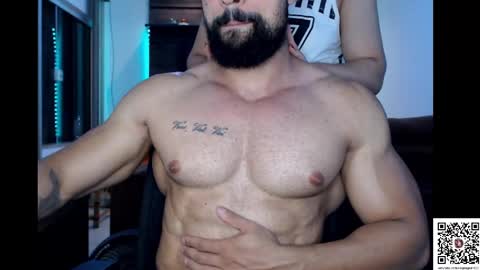 Snapshot of muscleweed420 chatting on 02/21/25, 01:11 Ragnar online show from 02/21/25, 01:11