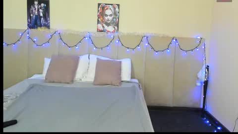 Snapshot of musclexxxbarbie chatting on 12/25/24, 04:32 Eva online show from 12/25/24, 04:32