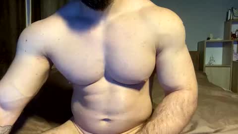 Snapshot of muscularjuggler chatting on 11/04/25, 04:17 muscularjuggler online show from 11/04/25, 04:17