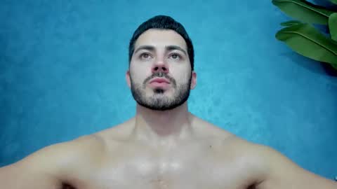 muscularmaster onlyfans online show from 12/17/25, 10:49