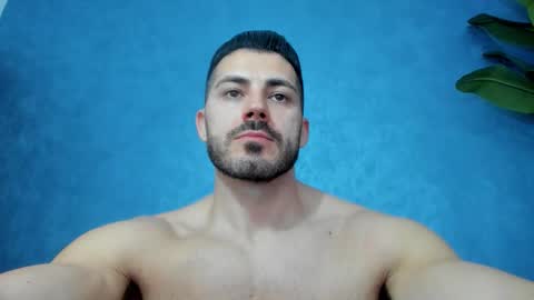 muscularmaster onlyfans online show from 03/17/26, 10:46