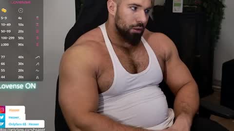 Snapshot of musculusx chatting on 05/09/26, 03:06 Musculus online show from 05/09/26, 03:06
