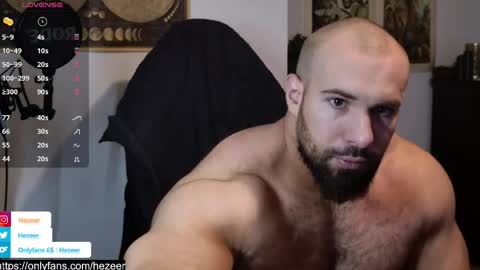 Snapshot of musculusx chatting on 05/16/26, 10:12 Musculus online show from 05/16/26, 10:12