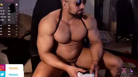Snapshot of musculusx chatting on 08/01/26, 04:28 Musculus online show from 08/01/26, 04:28