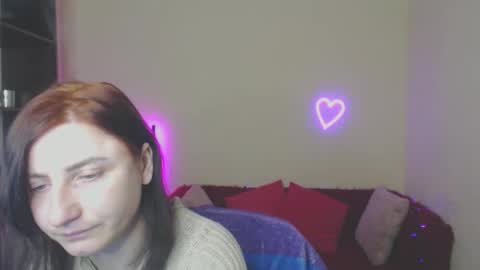 Jeneva online show from 01/17/26, 06:33