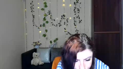 Jeneva online show from 05/26/26, 05:31