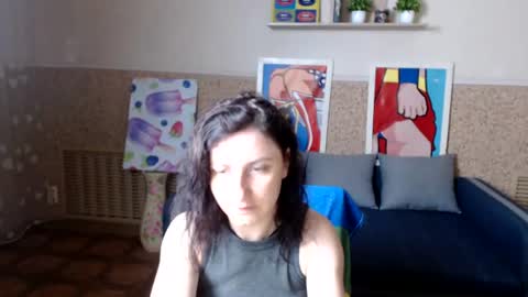 Jeneva online show from 07/12/26, 05:20