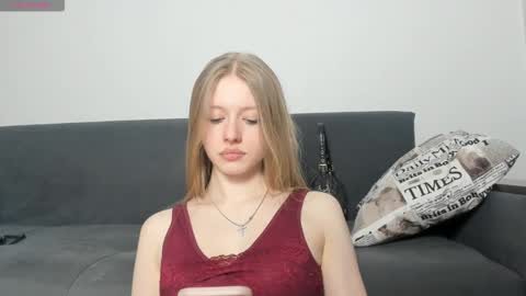 Snapshot of muse_mi chatting on 03/01/26, 01:35 Mia online show from 03/01/26, 01:35