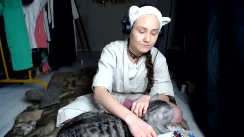 Muse Ali  online show from 02/10/25, 05:41