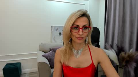 Diana online show from 01/16/25, 03:13