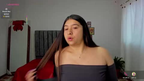 mushi_ online show from 11/12/25, 11:32