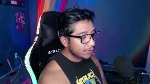 mushrooncat online show from 10/05/25, 12:47