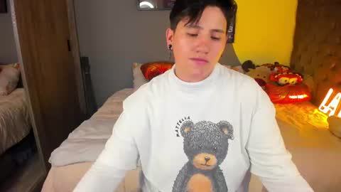 Snapshot of musicayluna chatting on 07/01/26, 02:46 VALENTINA Luna online show from 07/01/26, 02:46