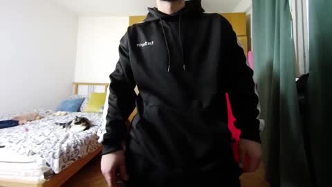 Snapshot of muslejoker chatting on 02/16/26, 01:40 musle joker online show from 02/16/26, 01:40