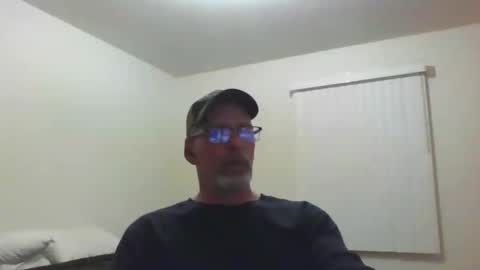Snapshot of mustang_daddy chatting on 04/06/26, 11:55 307MountainMan online show from 04/06/26, 11:55