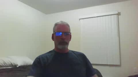 Snapshot of mustang_daddy chatting on 04/21/26, 01:07 307MountainMan online show from 04/21/26, 01:07