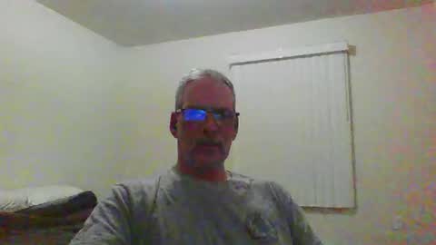 Snapshot of mustang_daddy chatting on 04/30/26, 12:39 307MountainMan online show from 04/30/26, 12:39