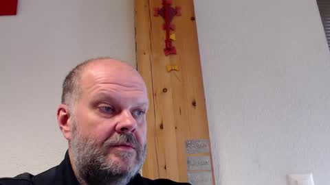 Mutin online show from 12/23/24, 01:24