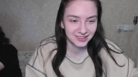 Snapshot of muuur_love chatting on 06/20/26, 11:07 cute couple online show from 06/20/26, 11:07