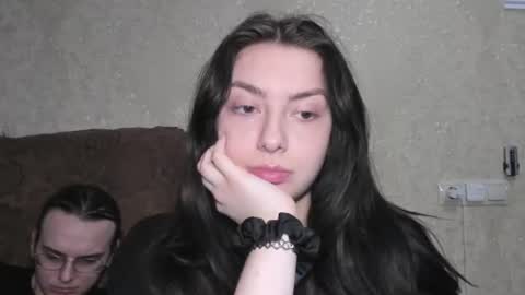 Snapshot of muuur_love chatting on 07/10/26, 10:23 cute couple online show from 07/10/26, 10:23