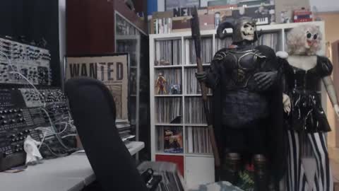 Muziknerd online show from 11/15/25, 07:49