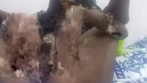 Snapshot of muzungulovers chatting on 10/28/25, 06:21 muzungulovers online show from 10/28/25, 06:21