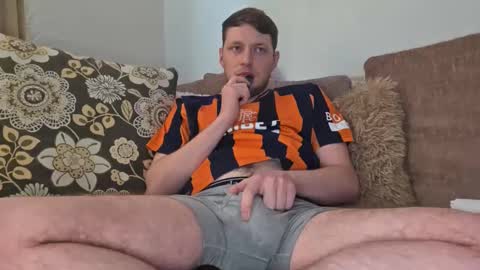 Muzzy online show from 10/26/25, 02:12