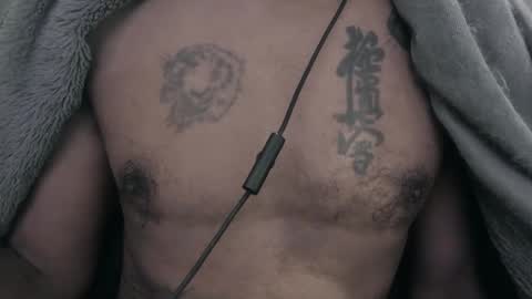 Snapshot of my432687 chatting on 02/12/25, 02:43 my432687 online show from 02/12/25, 02:43