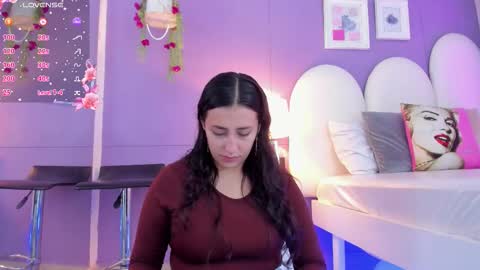 my_aleja_ online show from 11/02/25, 01:24