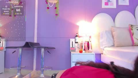 my_aleja_ online show from 11/16/25, 02:44