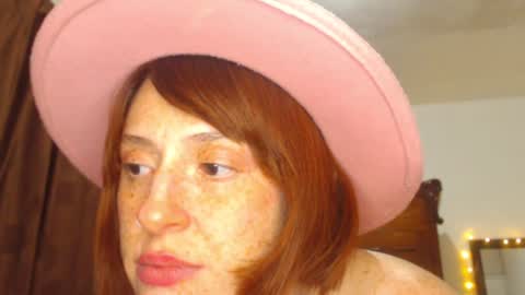     sara      i know you love me xoxox     online show from 12/06/24, 11:00