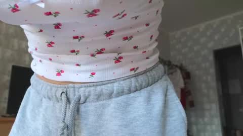 Snapshot of my_mia_ chatting on 02/23/25, 12:37 MIA I will be here Monday Wednesday Thursday Saturday online show from 02/23/25, 12:37