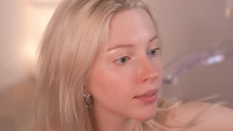 STELLA  Im here today online show from 02/10/25, 06:56