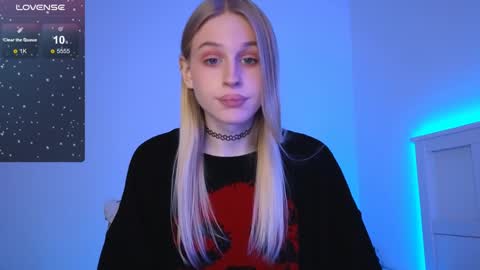 Snapshot of my_tenderness chatting on 01/25/25, 01:41 Dana online show from 01/25/25, 01:41