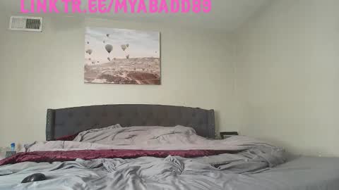 BaddMFUCKER online show from 11/12/25, 06:41