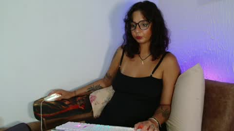 myamillor online show from 04/05/26, 09:01