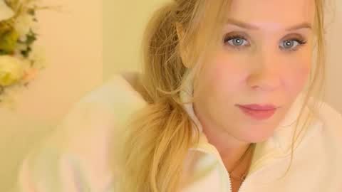 Mya-be Yours P online show from 01/04/25, 12:27