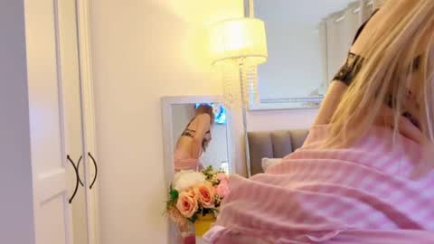 Mya-be Yours P online show from 03/02/25, 12:31