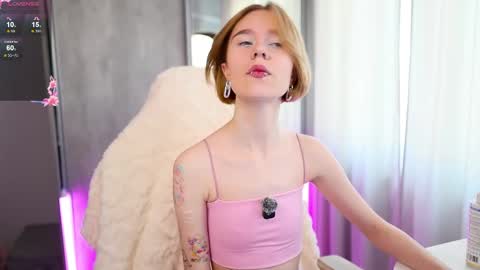 Lana online show from 03/18/26, 07:22