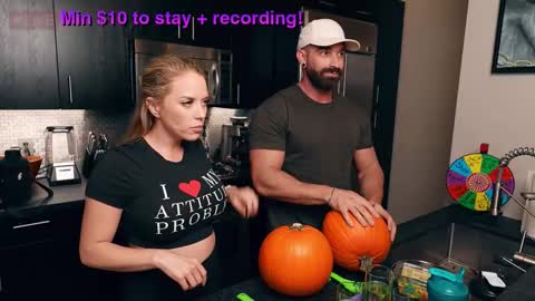 Snapshot of mycookiejar chatting on 10/16/25, 01:28 MyCookieJar online show from 10/16/25, 01:28