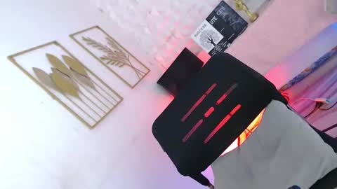 mydestiny_vinax online show from 05/12/26, 01:58