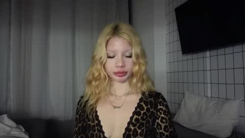 Snapshot of mydrool chatting on 02/13/26, 11:34 mydrool online show from 02/13/26, 11:34