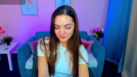 Ella online show from 09/25/25, 08:45