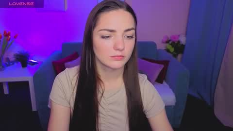 Ella online show from 10/05/25, 08:18