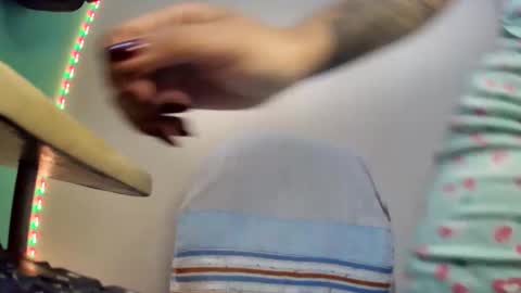 myhoney_hot online show from 04/15/26, 04:58