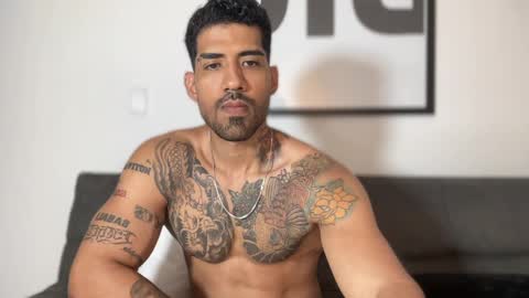 Myke esthetic online show from 01/28/25, 02:21