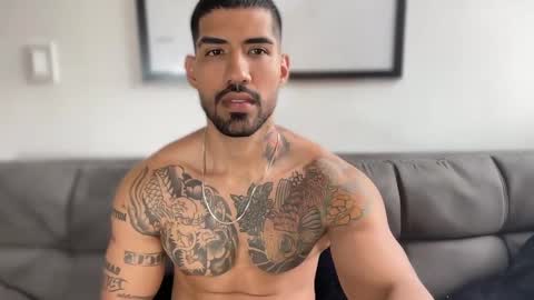 Myke esthetic online show from 02/16/25, 08:22